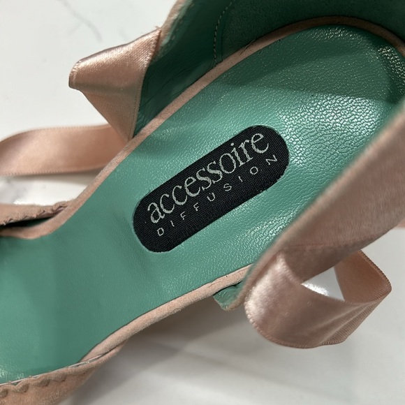 Accessoire Diffusion Pink Suede Vintage Kitten Heels. Size 37/6. - Picture 4 of 10